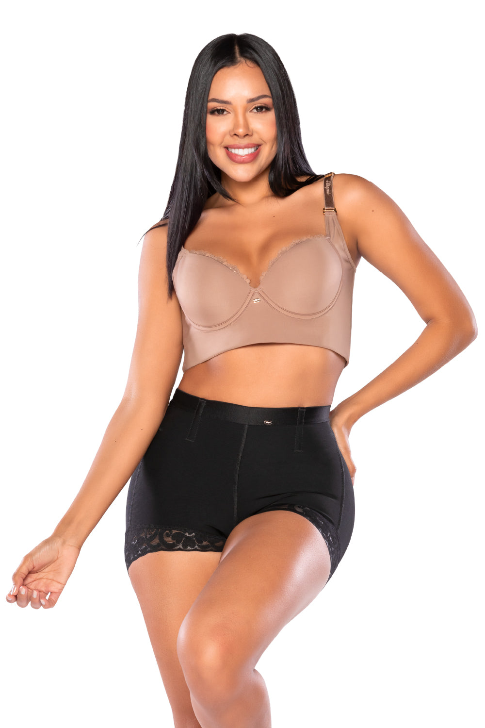 - Panty cachetero SMI04027 triple lifting extra
- Vista trasera panty ultrainvisible efecto natural
- Panty control abdomen encaje invisible