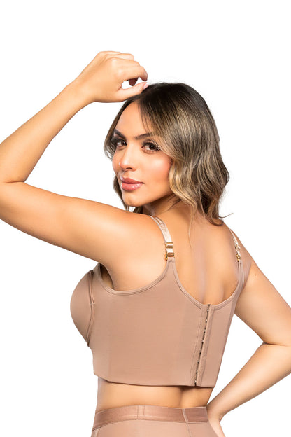 - Brasier SMI03050 control de espalda con encaje
- Vista frontal brasier copas completas y contorno liso
- Tirantes anchos ajustables soporte busto